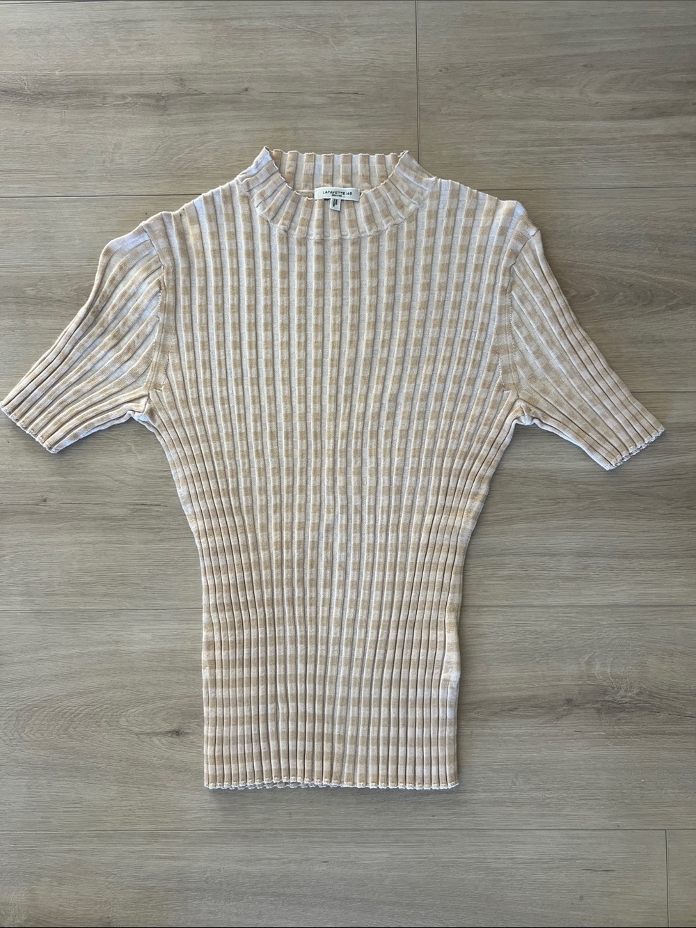 Lafayette 148 Ribbed Short Sleeve Pullover in Beige and White M